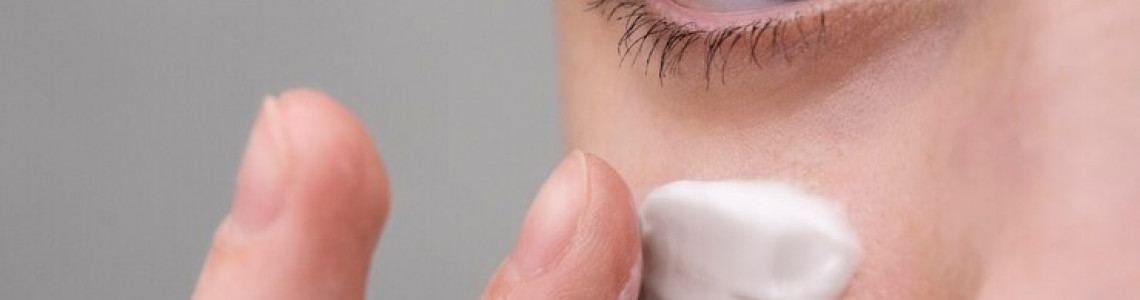 The Importance of Eye Care: Best Eye Creams for Brighter Eyes